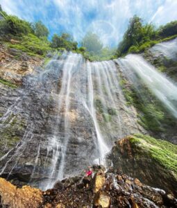 Ijen-Bromo-Tour-Package-from-Surabaya-4D3N-Java-Adventure-Trail-797x1024